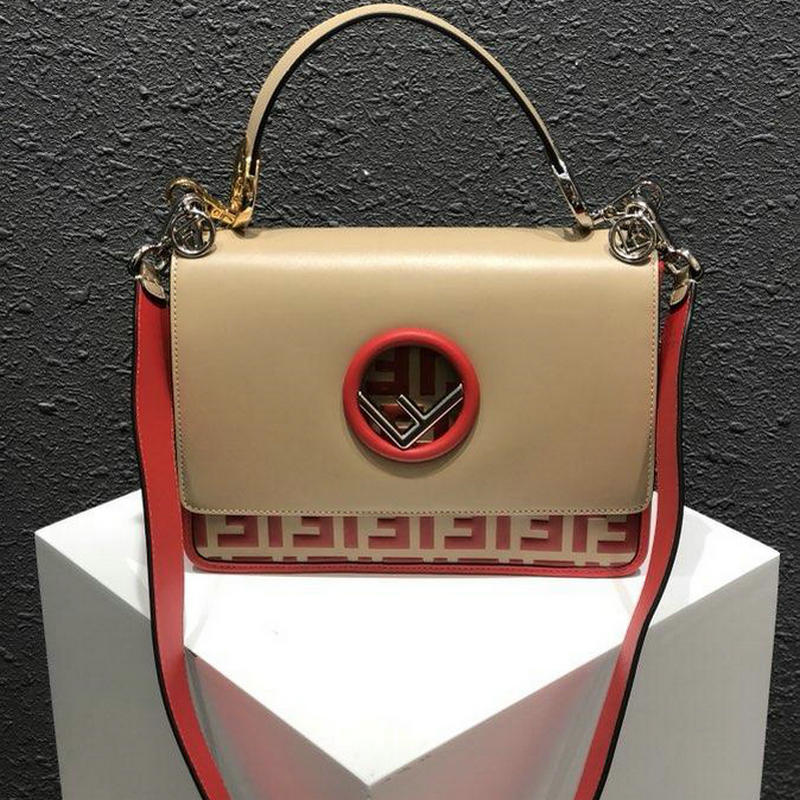 フェンディ FENDI DDB-FD8286XP 2018年最新作 キャナイ Kan I トートバッグ 2way ショルダーバッグ カーフレザー