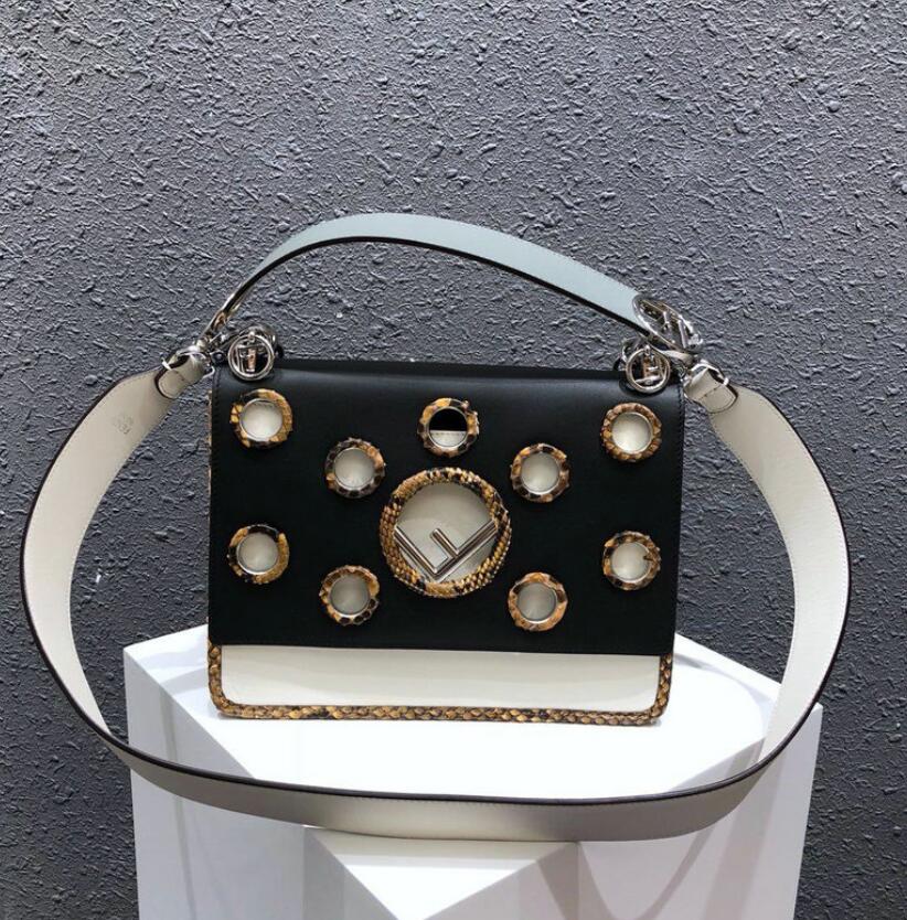 フェンディ  FENDI DDB-FD8286DB  2018年最新作 キャナイ Kan I トートバッグ 2way ショルダーバッグ カーフレザー