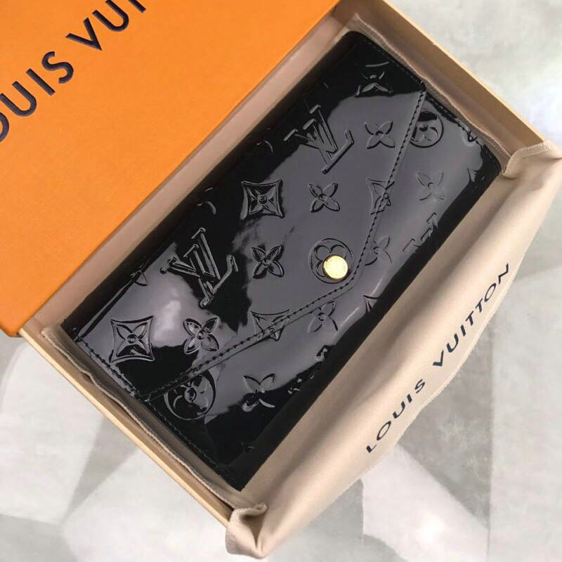 商品名称：ルイヴィトン LOUIS VUITTON YZQ-M90152K　2018年最新入荷 ポルトフォイユ サラ モノグラム ヴェルニ 二つ折り長財布 ロングウォレット ノワール
