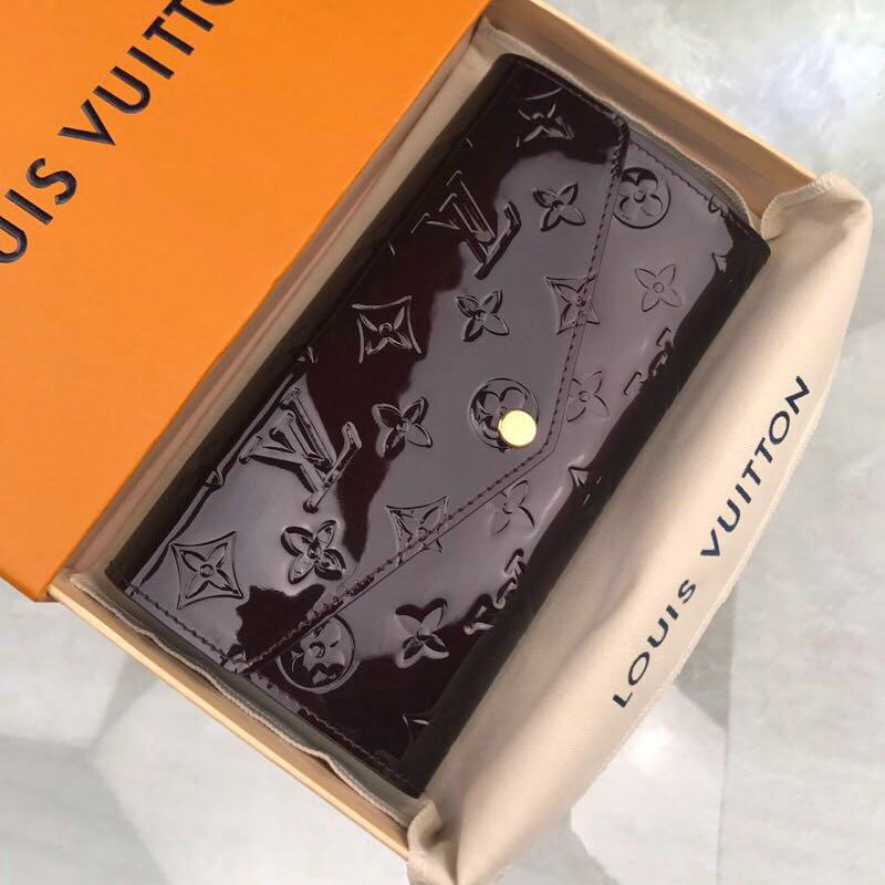 ルイヴィトン LOUIS VUITTON YZQ-M90152　2018年最新入荷 ポルトフォイユ サラ モノグラム ヴェルニ 二つ折り長財布 ロングウォレット アマラント