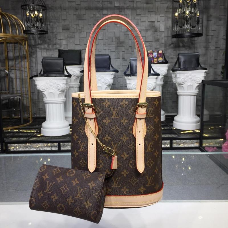 商品名称：ルイヴィトン LOUISVUITTON 057-M42238 2018年最新入荷 ショルダーバッグ モノグラム プチ バケット