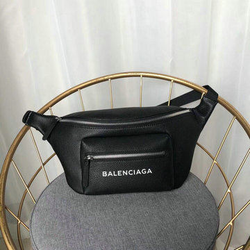 バレンシアガBALENCIAGA GH-BAB18003　2018年最新作 エブリデイ ロゴ ベルトパック ウェストバッグ カーフスキン 黒