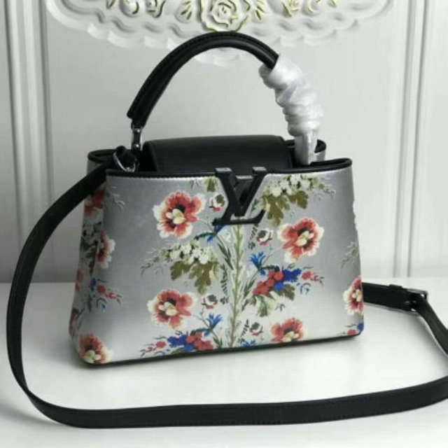 商品名称：ルイヴィトン　025-M53129YH　2018年最新作　カプシーヌ BB　ハンドバッグ　トートバッグ　ショルダーバッグ