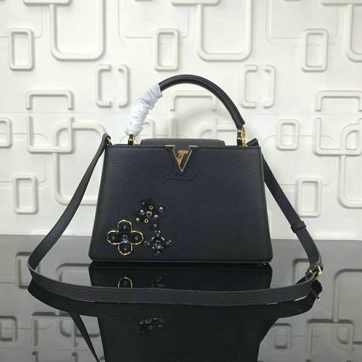 商品名称：ルイヴィトン　025-M54892K　2018年最新作　ハンドバッグ　トートバッグ　CAPUCINES BB　ショルダー付き