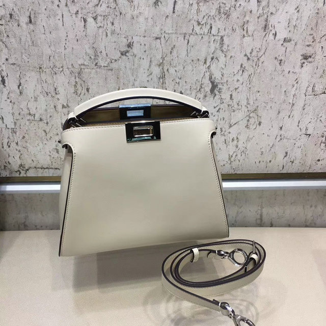 フェンディ　2018年新品　トートショルダーバッグ