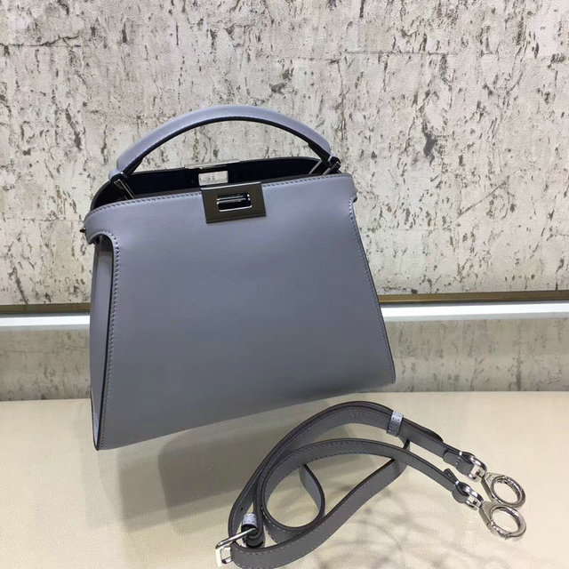 フェンディ　2018年新品　トートショルダーバッグ