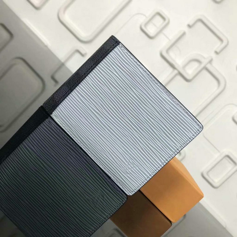 商品名称：ルイヴィトン　025-N60895H　2018年新品　二つ折り短財布