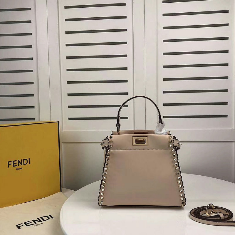 フェンディ 025-FDB18007M 2018年最新作 ピーカブー Peekaboo トートバッグ レディースバッグ 通勤 旅