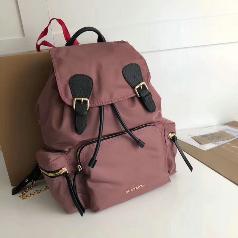 バーバリー 99-BR9591F　2018年最新作 リュックサック ナイロン 旅行 出張 通学 通勤 バックパック