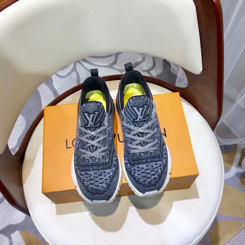 商品名称：ルイヴィトン 26-LV903　2018年秋冬最新作 スポーツシューズ レースアップ スニーカー 男女兼用 カップルシューズ 通学靴 通勤 運動靴 アウトドア スポーツ 山登り
