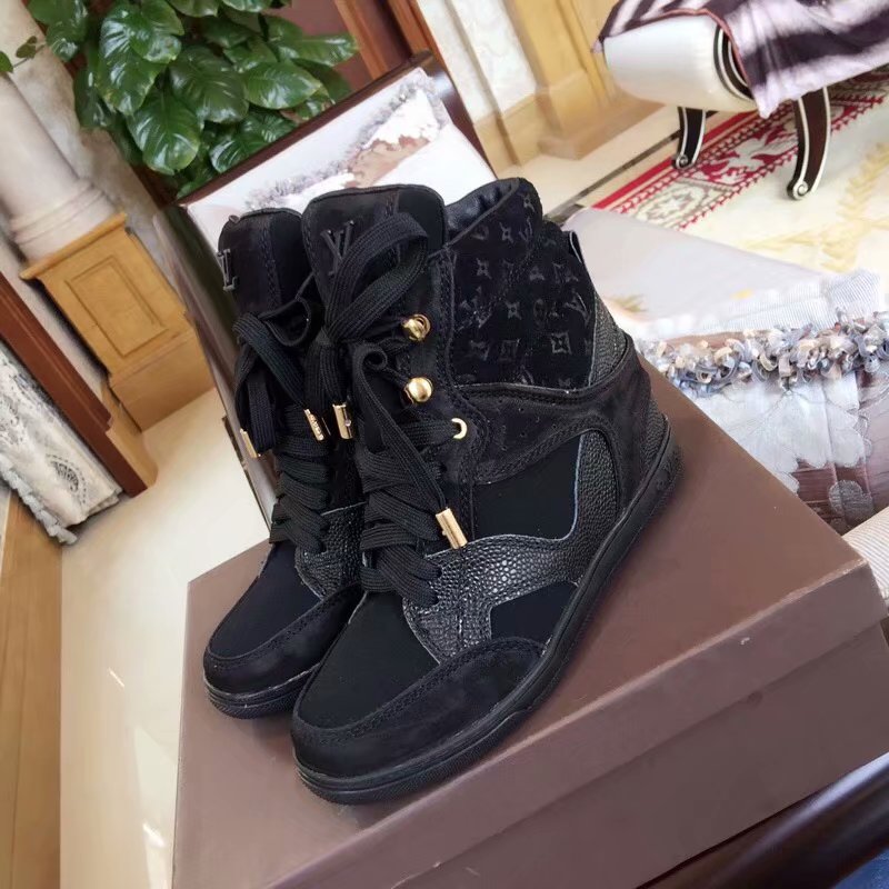 商品名称：ルイヴィトン 26-LV919　2018年秋冬最新作 ハイカット スニーカー レディース カジュアルシューズ 通学 通勤 アウトドア スポーツシューズ