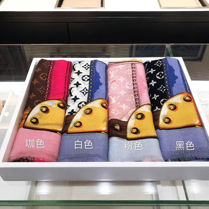 商品名称：ルイヴィトン AN-LVM18005　2018年最新作秋冬 マフラー ショール カシミヤ 100x200cm