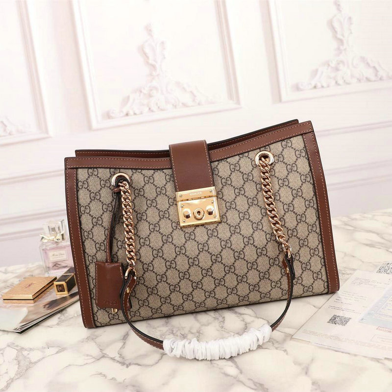 グッチ GUCCI  057-GG479197 2018/2019年最新作 パドロック ショルダーバッグ キャンパス レザー