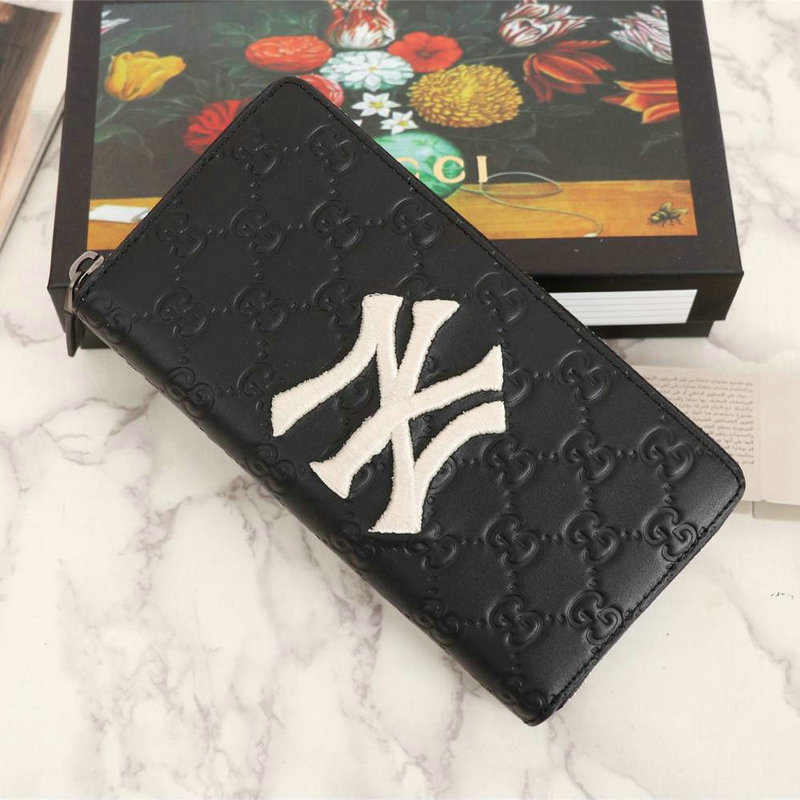 グッチ GUCCI 057-GG547791 2018/2019年最新作 ニューヨーク ヤンキース パッチ オリジナル ジッピーウォレット ラウンドファスナー長財布