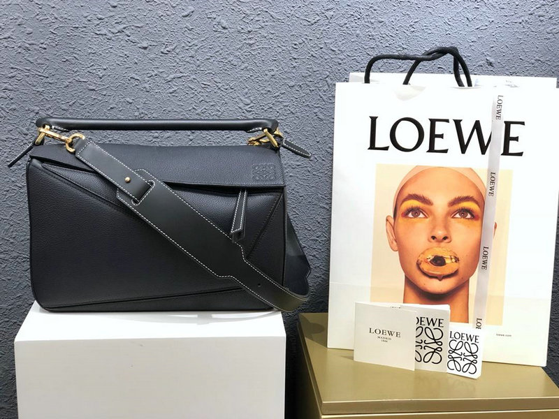 ロエベ  LOEWE DDB-LOW1608QWL 2018年新作 パズル ショルダーバッグ ユニセックス ビジネス 出張 通勤 カーフレザー 男女兼用