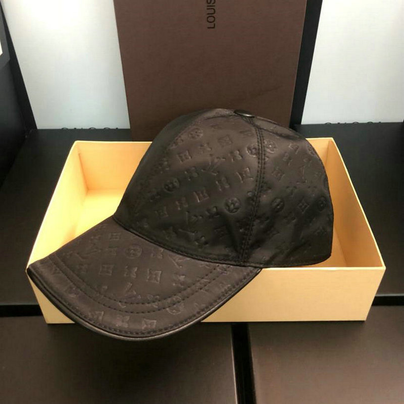 ルイヴィトン  LOUISVUITTON CT-LVM18013  2018/2019年最新作 帽子 ベースボールキャップ 男女兼用 季節問わず