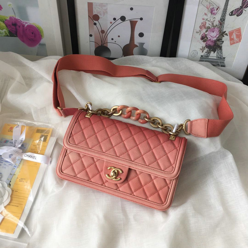 シャネル CHANEL JS-CH0062 2019年最新作 フラップ バッグ ショルダーバッグ 斜め掛け レディースかばん グレインド カーフスキン レジン