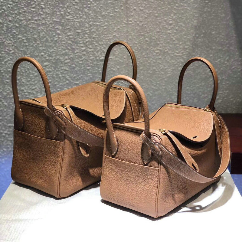 エルメス HERMES 050-HLD1801Z 2018年新色入荷 リンディ ショルダーバッグ 斜め掛け レディース トリヨンクレマンス