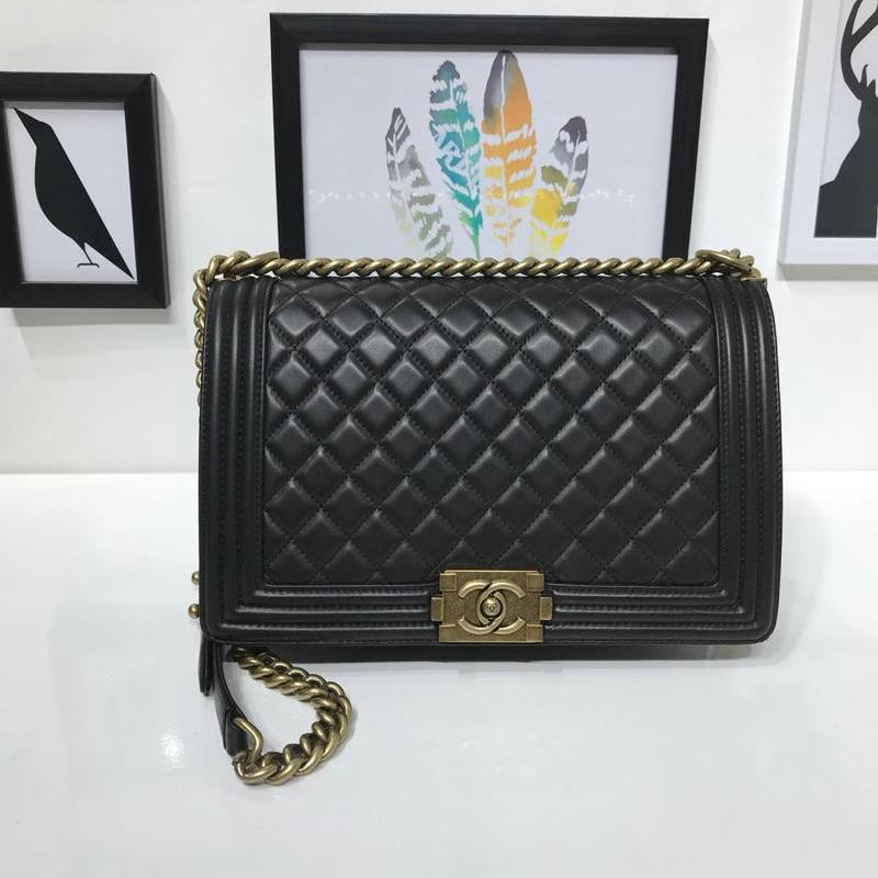 シャネル CHANEL JS-CH67088Y 2019年最新入荷 BOY ショルダーバッグ 斜め掛け レディース フラップバッグ ラムスキン