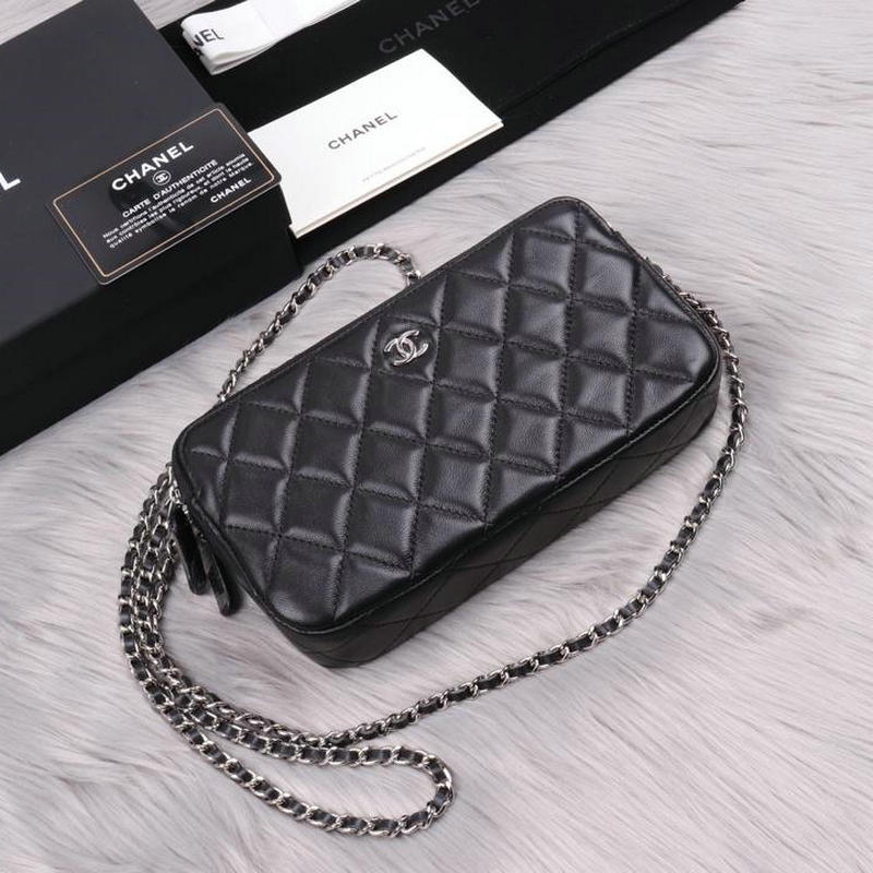 商品名称：シャネル CHANEL JS-CH82527Y 2019年最新入荷 クラシック チェーン クラッチ ショルダーバッグ 斜め掛け レディース イヤリングバッグ ラムスキン