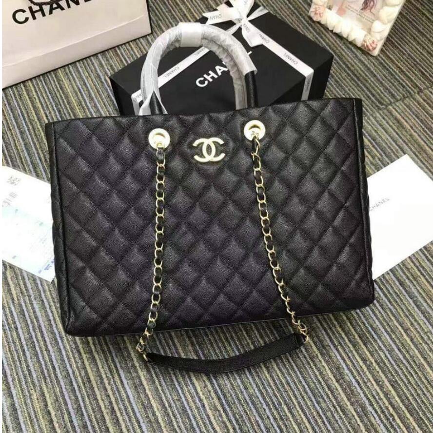 商品名称：シャネル  CHANEL  JS-CH93525QK  2019年最新入荷 ラージ ショッピングバッグ ハンドバッグ 大容量 レディース トートバッグ キャビアスキン 黒