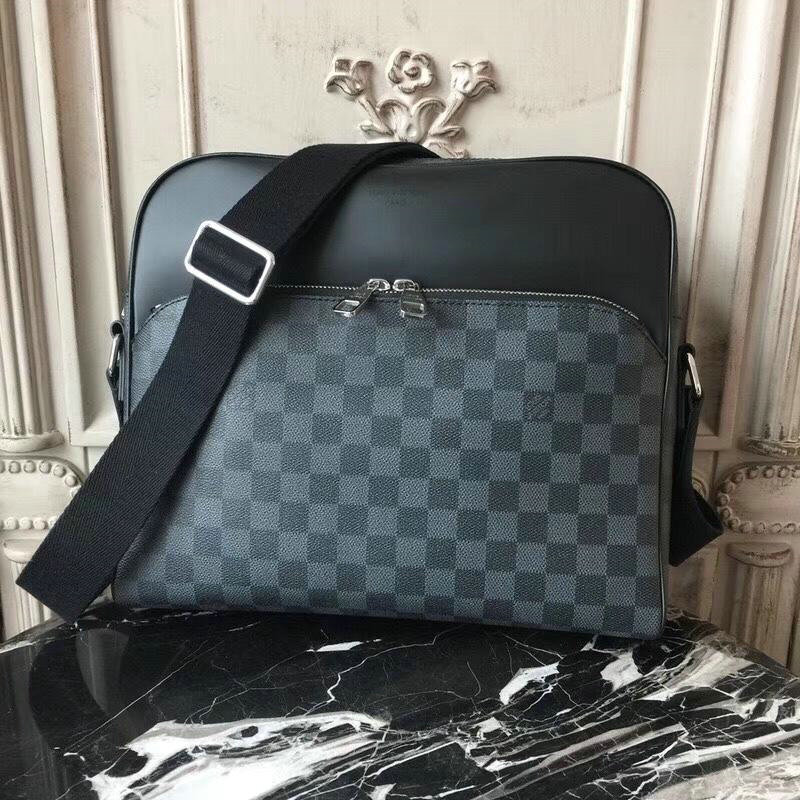 商品名称：ルイヴィトン  LOUISVUITTON  057-N41409  2018年最新入荷 デイトン MM ショルダーバッグ 斜め掛け メンズ ダミエグラフィット