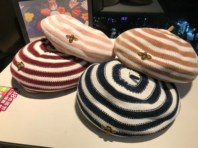 グッチ GUCCI  CT-GGM18034 2018/2019年最新作 帽子 ベレー帽 シェニールストライプ 冬 防寒