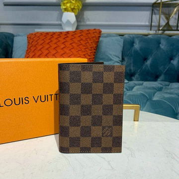 商品名称：ルイヴィトン LOUISVUITTON  057-N64412 2019年最新入荷 クーヴェルテュール パスポール NM パスポートケース カードケース ダミエエベヌキャンパス
