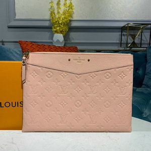 商品名称：ルイヴィトン LOUISVUITTON  057-M62938 2019年最新入荷 デイリーポーチ 手持ちかばん クラッチバッグ モノグラムアンプラント