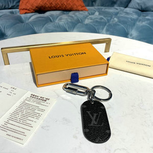 ルイヴィトン LOUISVUITTON 2019年最新入荷 ポルト クレ ミリタリータブ キーホルダー バッグチャーム モノグラムキャンバス