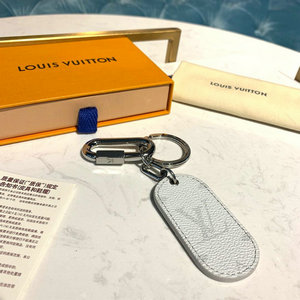 ルイヴィトン LOUISVUITTON  057-M67782 2019年最新入荷 ポルト クレ ミリタリータブ キーホルダー バッグチャーム モノグラムキャンバス