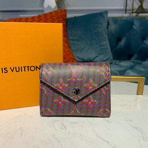 ルイヴィトン LOUISVUITTON  057-M68673 2019年最新入荷 ポルトフォイユ ゾエ 三つ折り短財布 小銭入れ コインケース モノグラム LV ポップ