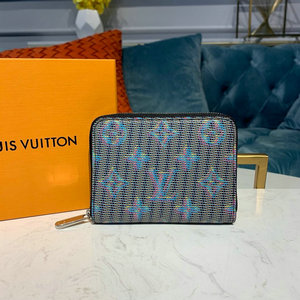 商品名称：ルイヴィトン LOUISVUITTON 057-M68663  2019年最新入荷 ジッピー コインケース ファスナー短財布 小銭入れ モノグラムLV ポップ