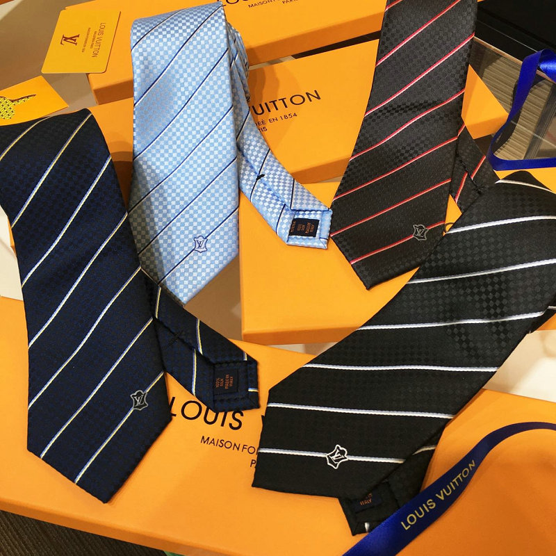 商品名称：ルイヴィトン LOUISVUITTON 2019年最新入荷 M78756 クラヴァット エク ネクタイ シルク