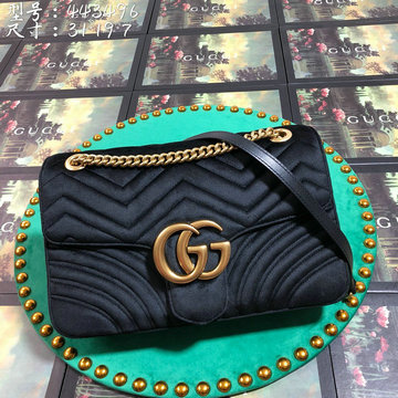 グッチ GUCCI  057-GG443496RK 2019年最新入荷 GGマーモント 斜め掛け ョルダーバッグ レディースかばん スエード