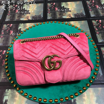 グッチ GUCCI   057-GG443496RM 2019年最新入荷 GGマーモント 斜め掛け ョルダーバッグ レディースかばん スエード