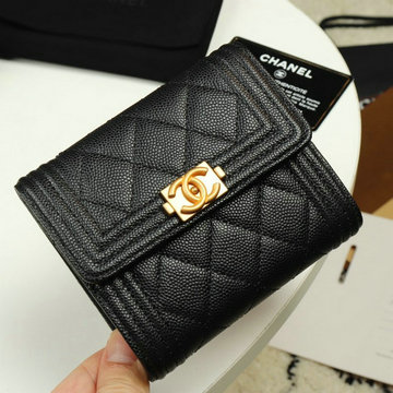 商品名称：シャネル CHANEL  JS-CH80734K 2019年最新入荷 boy フラップウォレット 三つ折り短財布 ショートウォレット カードケース 札入れ