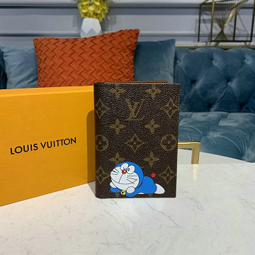 商品名称：ルイヴィトン LOUISVUITTON  057-M64411D 2019年最新入荷 クーヴェルテュール パスポール NM パスポートケース カードケース ジングル猫 プリント モノグラムキャンパス