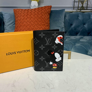 商品名称：ルイヴィトン LOUISVUITTON  057-M64501M 2019年最新入荷 クーヴェルテュール パスポール NM パスポートケース マスコットプリント モノグラムエクリプス