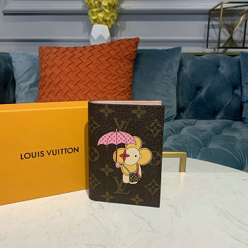 ルイヴィトン LOUISVUITTON  057-M64502F 2019年最新入荷 クーヴェルテュール パスポール NM パスポートケース マスコットプリント モノグラムエクリプス