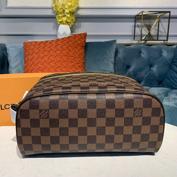 商品名称：ルイヴィトン LOUISVUITTON  057-N47527 2019年最新入荷 ドップ キット 手持ちかばん 洗面具収納 ポーチ ダブルファスナー開閉式 ダミエキャンパス