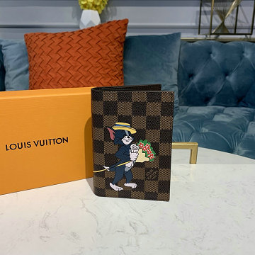 ルイヴィトン LOUISVUITTON  057-N64412T 2019年最新入荷 クーヴェルテュール パスポール NM パスポートケース カードケース ダミエエベヌキャンパス v