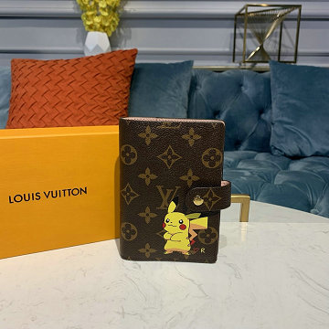 ルイヴィトン LOUISVUITTON  057-R20005CP 2019年最新入荷 アジェンダ PM 手帳カバー ピカチュウ プリント モノグラムキャンパス