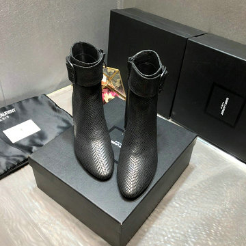 イヴサンローラン Saint laurent  26-YSLJ20005 20200年秋冬最新作 ショートブーツ ローヒールシューズ レディースシューズ 靴 とんがりトウ レザー