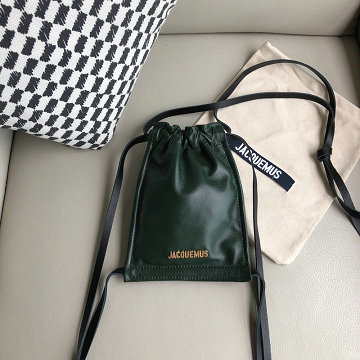 ジャックムー   YS-JQ16028PM  Jacquemus 2019年最新入荷 Le Pequeno ドローストリングバッグ ショルダーバッグ 福袋 スモール レザー