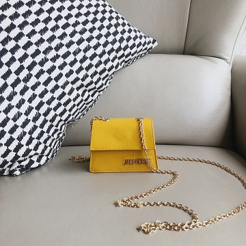 ジャックムー Jacquemus 2019年最新入荷 Le Piccolo チェーン スクエアバッグ 斜め掛け ショルダーバッグ レディースかばん レザー