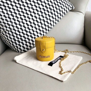 ジャックムー Jacquemus  YS-JQ56032Y 2019年最新入荷 mini Le Vanity ミニバケットバッグ 斜め掛け ショルダーバッグ チェーン小銭入れ レザー