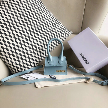 ジャックムー Jacquemus  YS-JQ56038PQ 2019年最新入荷 Le sac Chiquito ミニハンドバッグ 2way 斜め掛け ショルダーバッグ レディースかばん レザー