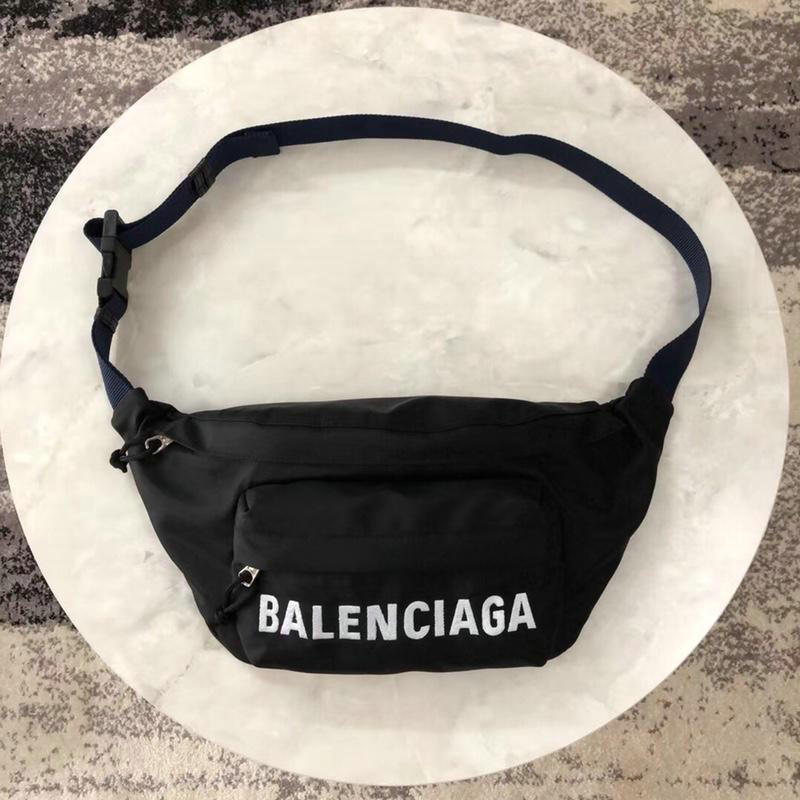 バレンシアガ BALENCIAGA 99-BA085332 2019年最新入荷 ウィール ベルトパック ウェストバッグ チェストバッグ ナイロン