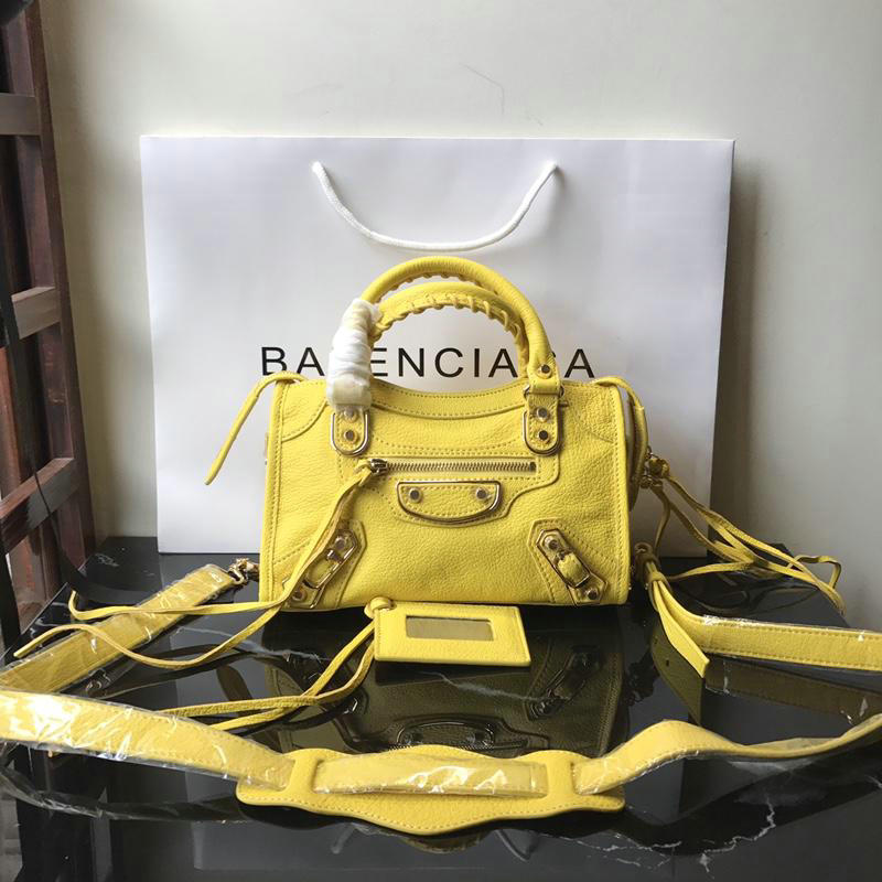 バレンシアガ BALENCIAGA  99-BA29875 2019年最新入荷 クラシック メタリック シティ ハンドバッグ トートバッグ 2way ショルダーバッグ ラムスキン レモンイエロー